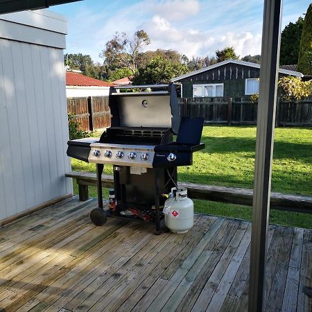 Cheerful 4 Bedroom Holiday Home Rotorua Exterior foto